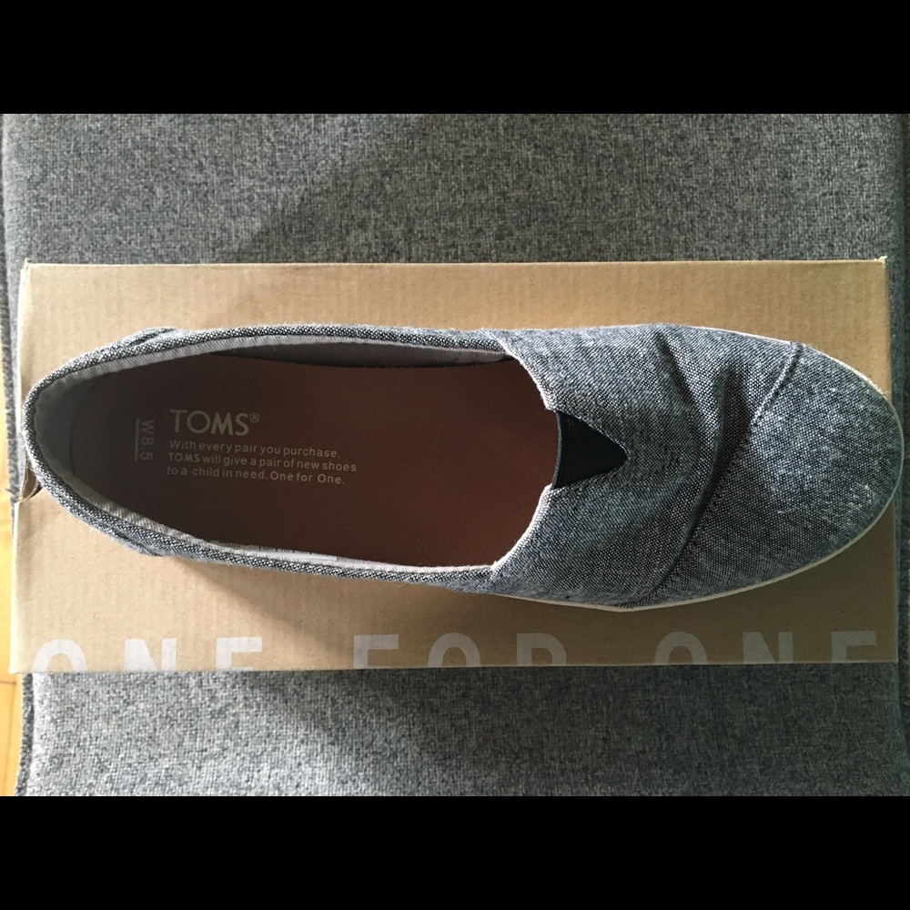 TOMS Avalon Black Slub Chambray. Women’s sz 8.5